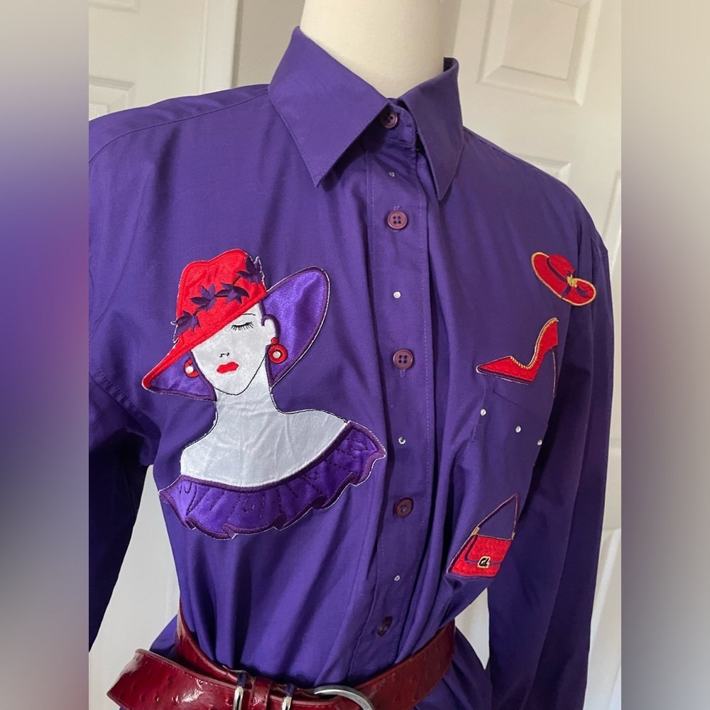 Get Lucky Blouse Size M Purple Red Hat Fashion Long Sleeve - Picture 4 of 9